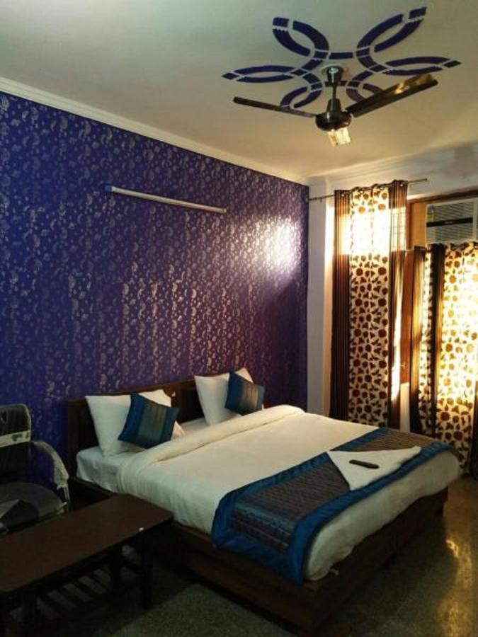 Airport Hotel Green Heights Nueva Delhi Exterior foto