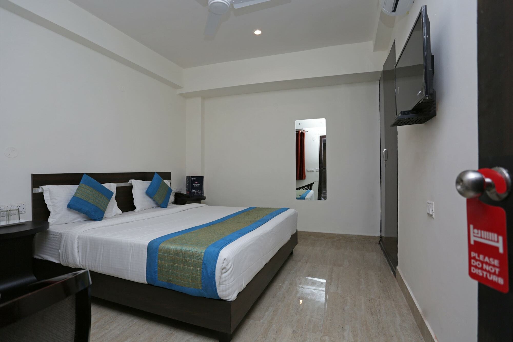 Airport Hotel Green Heights Nueva Delhi Exterior foto